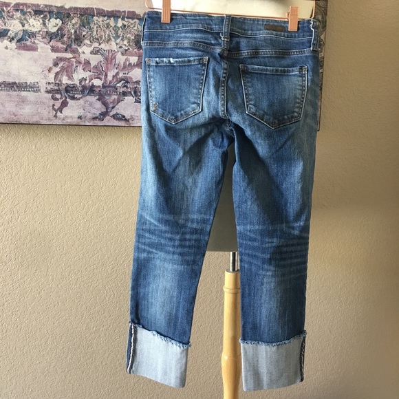 Kut From The Kloth Distressed Cuffed Cropped Jeans - Picture 8 of 8